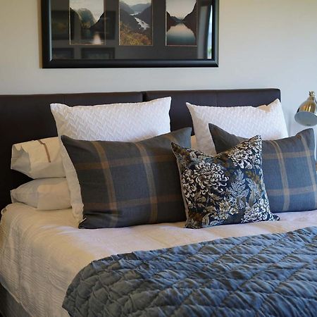 Mt Rosa Lodge Boutique Vineyard Accommodation Wanaka Exterior photo
